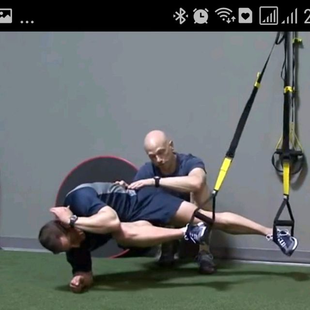 TRX SIDE PLANK WITH KNEE by Saeed H. - Exercise How-to - Skimble