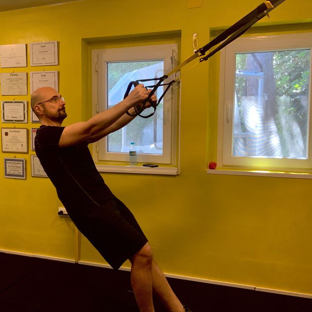 Suspension Low Row by Ömer Köseoğlu Exercise Howto Skimble