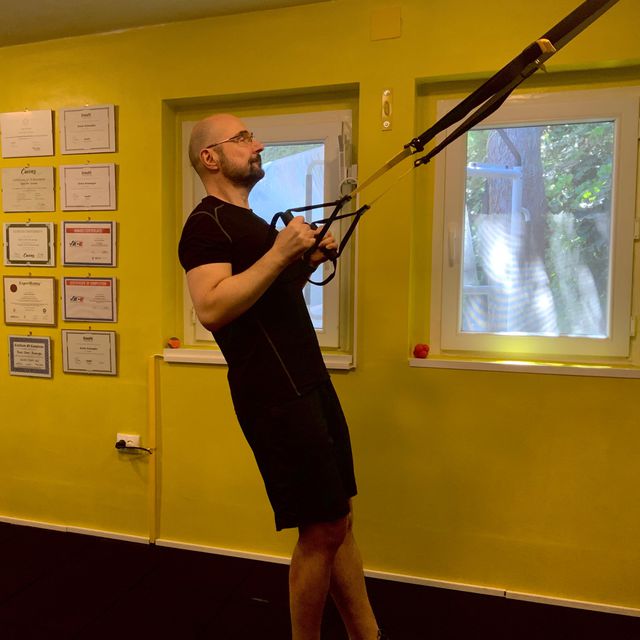 Suspension Low Row by Ömer Köseoğlu Exercise Howto Skimble