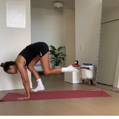 Single Leg Squat To Walkout