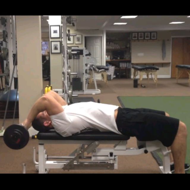 Barbell Skull Crushers by Francisco Perez Ejercicio Cómo hacerlo