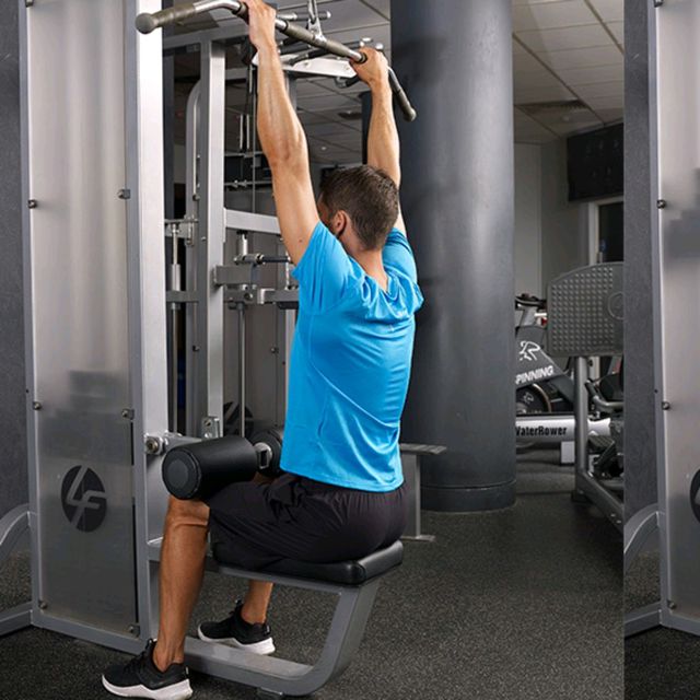How to do: Lat Pull Down - Step 1