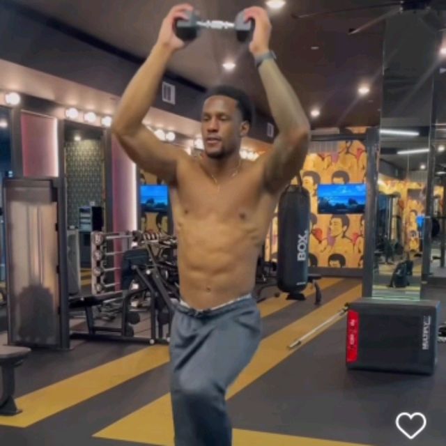 Standing Crunches by Martel Berry Exercise Howto Skimble