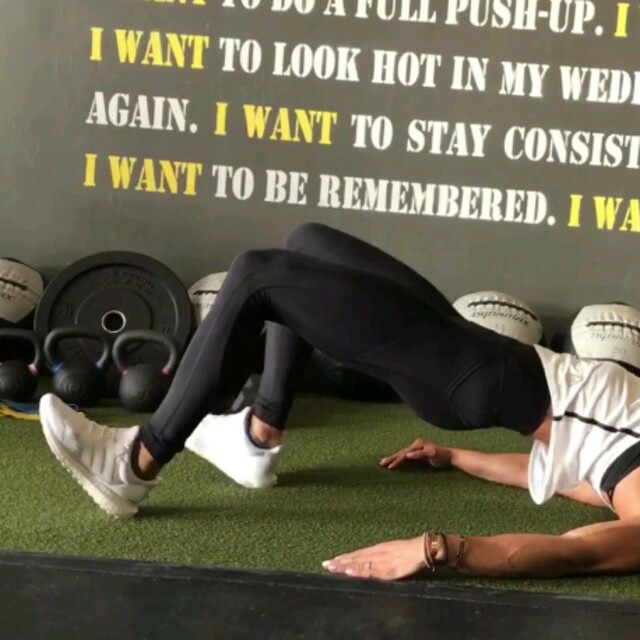 Banded Glute Bridge Step Outs On Heels by 𝔻𝕖𝕤𝕖𝕣𝕥 𝔽𝕠𝕩🦊 🌟 Exercise How