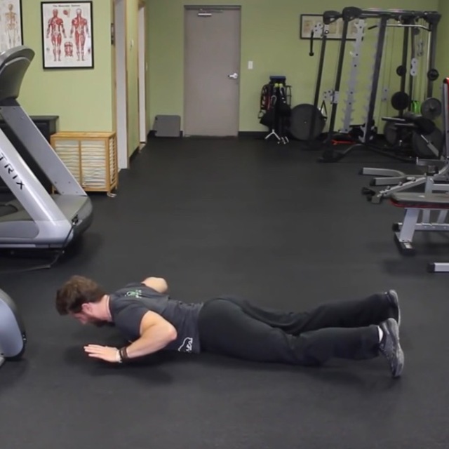 QL by Andrew Richard Exercise Howto Skimble Workout Trainer