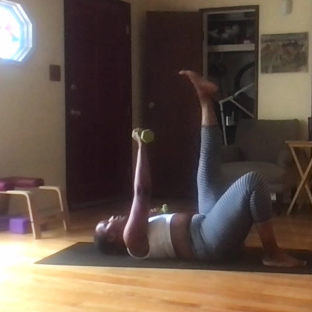 Dancing Bug por Jataesha C. - Ejercicio Cómo hacerlo - Skimble