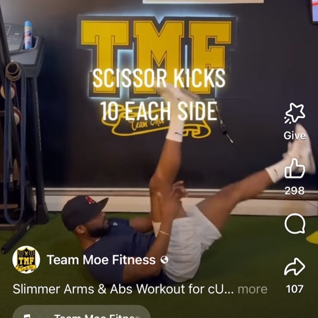 Scissor Kicks by Jataesha C. Exercise Howto Skimble