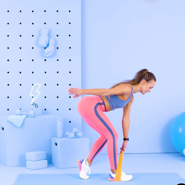 Kickstand SingleLeg Romanian Deadlift by Gabi Wolosik Exercise How